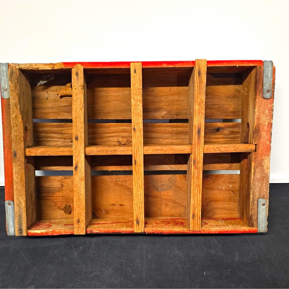 Coca-Cola Wooden Bottle Carrier Crate Caddy w/ Dividers Red Brown Soda